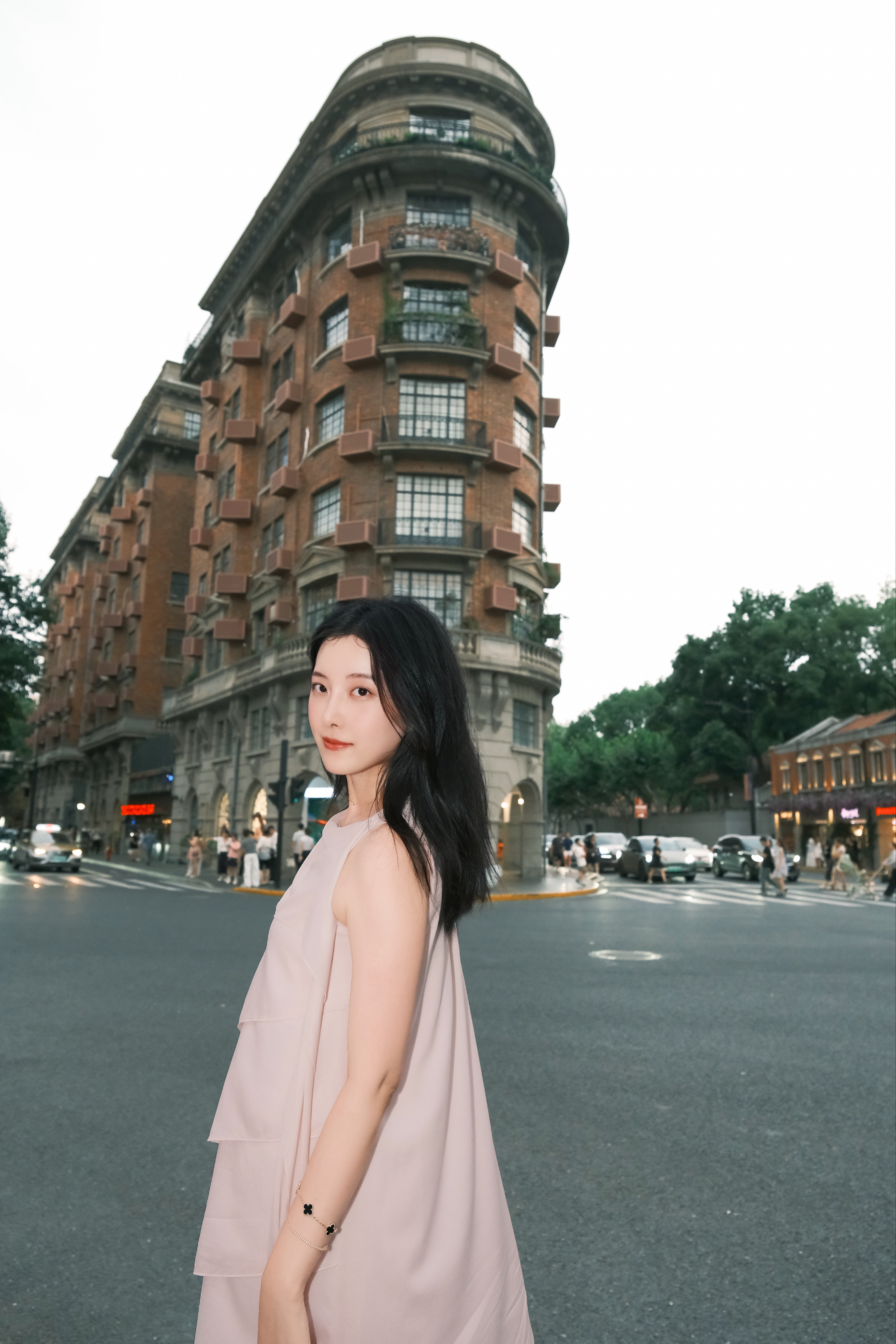Jun Zhou