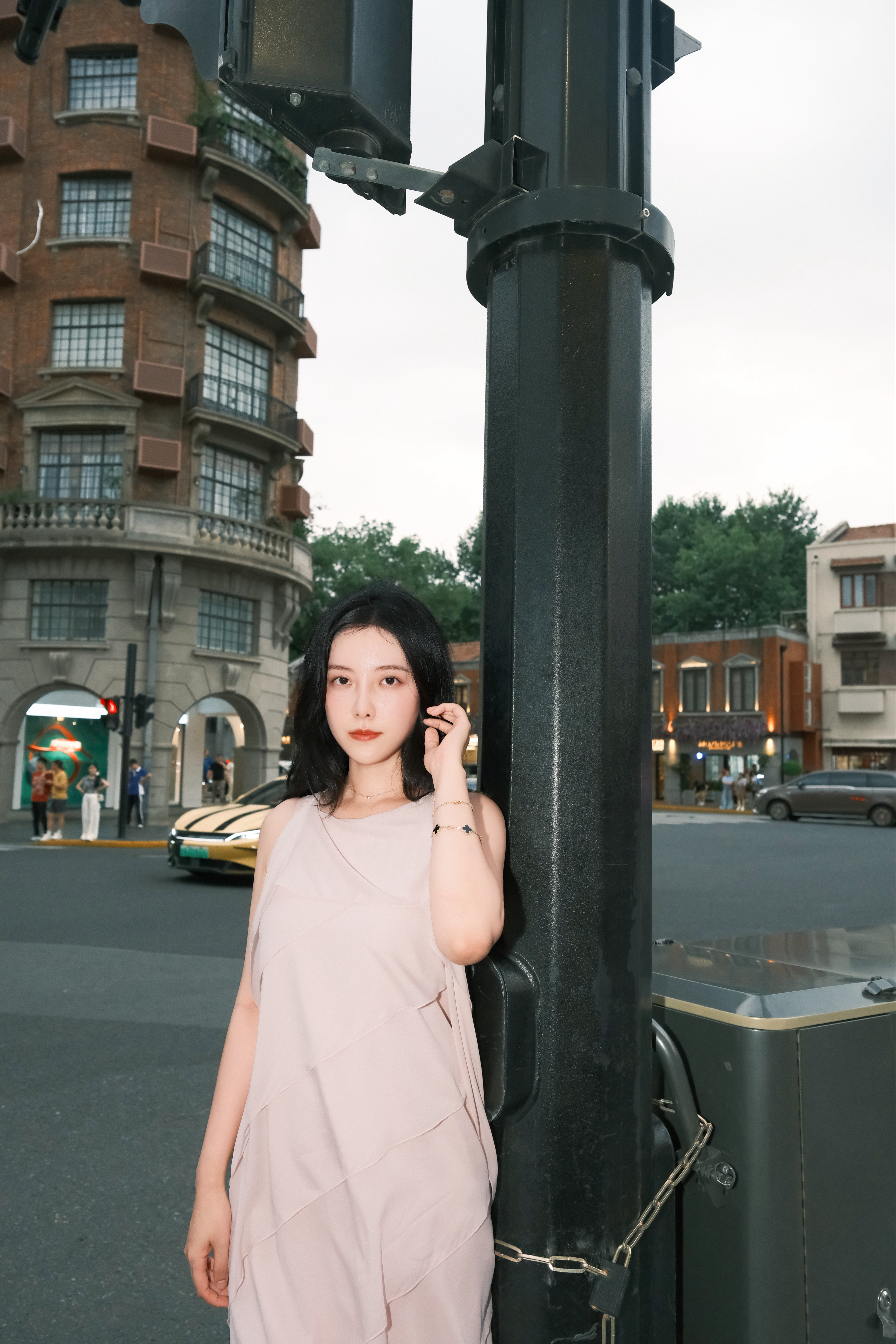 Jun Zhou